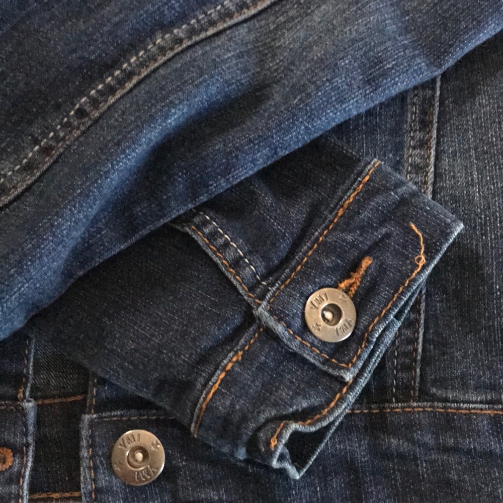 Jean Jacket - Picture 3 of 4